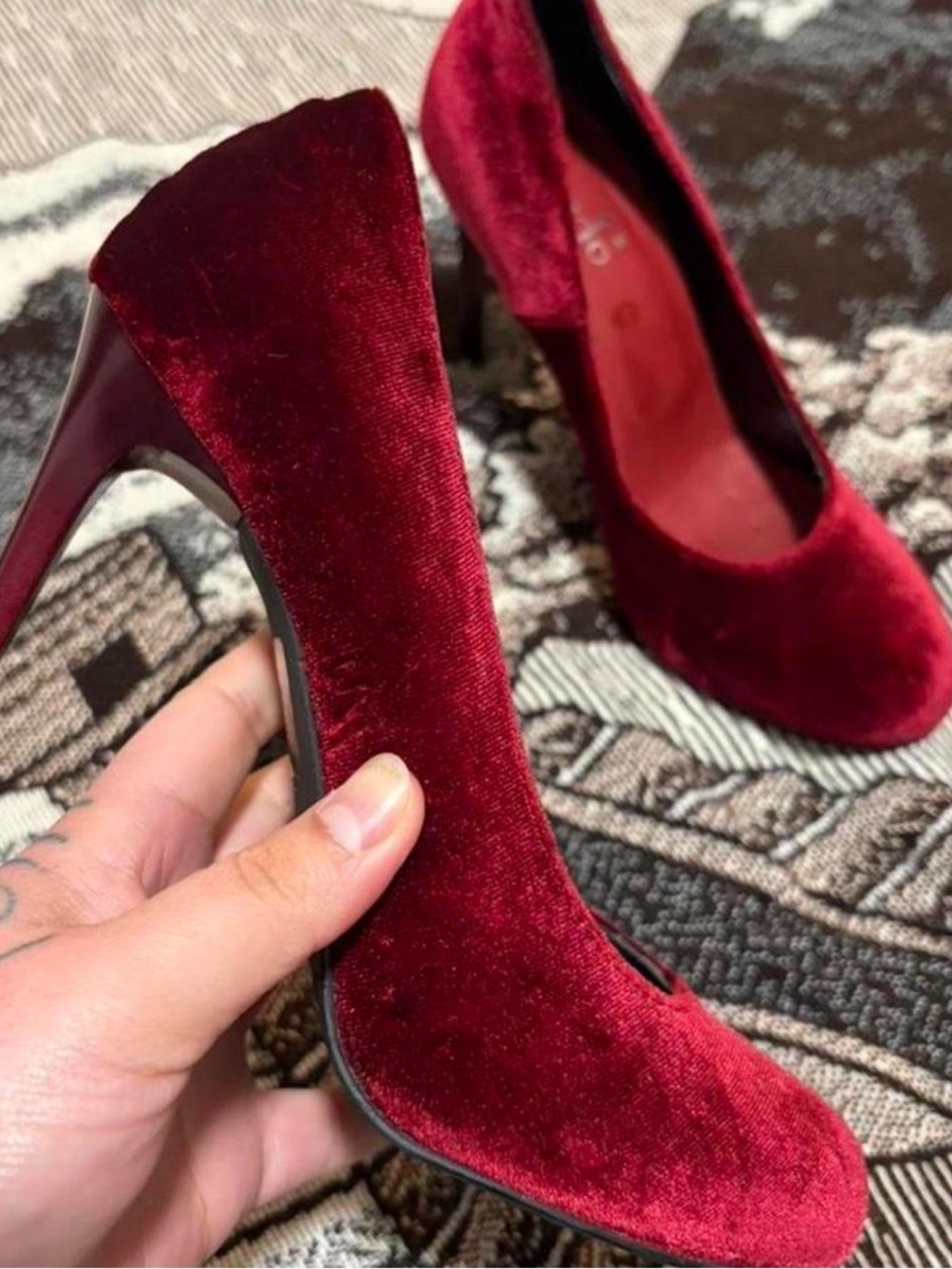 Women's Red Velvet High Heel Pumps